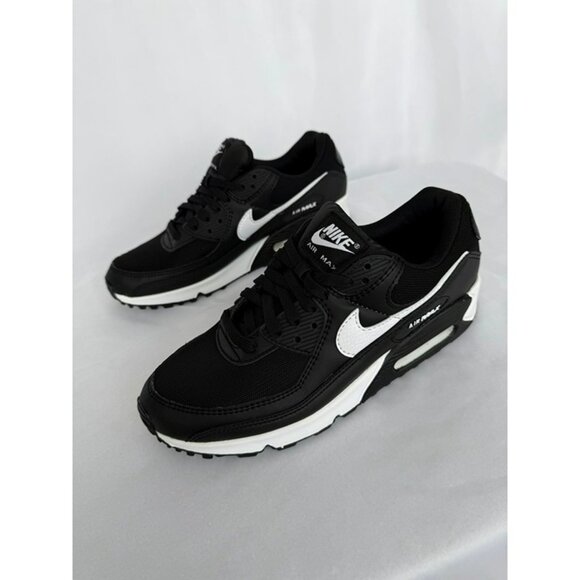 * SIZE 8.5 MEN'S NIKE AIR MAX 90 BLACK / WHITE DH8010-002 RUNNING SNEAKERS - Picture 4 of 8